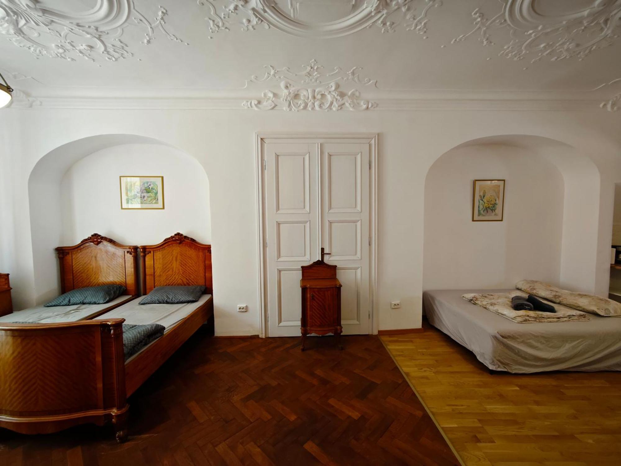 Clasic Studio Central Braşov Extérieur photo