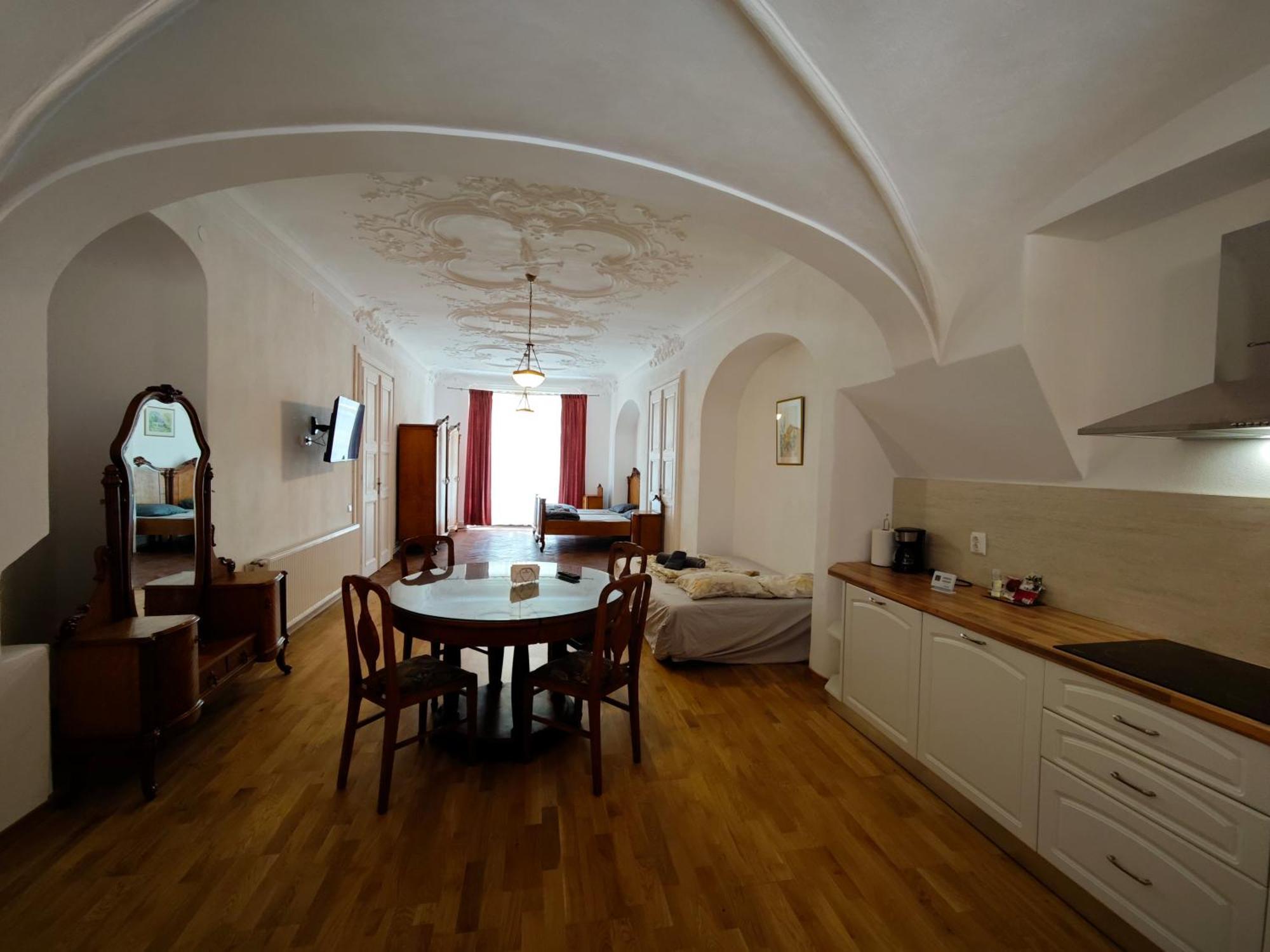 Clasic Studio Central Braşov Extérieur photo