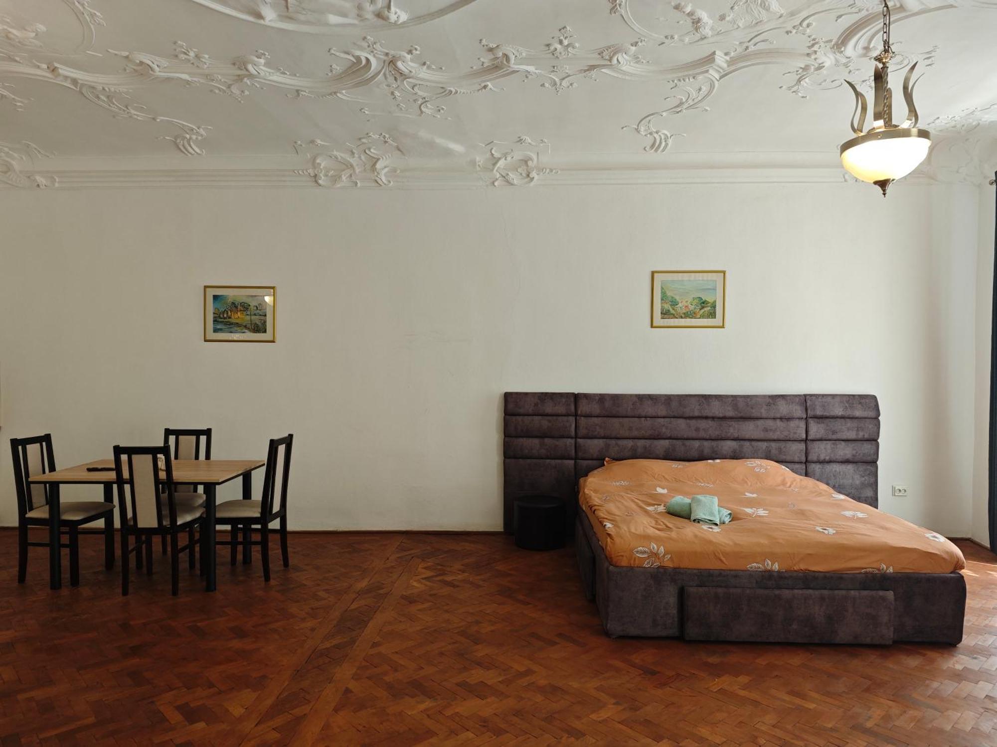 Clasic Studio Central Braşov Extérieur photo