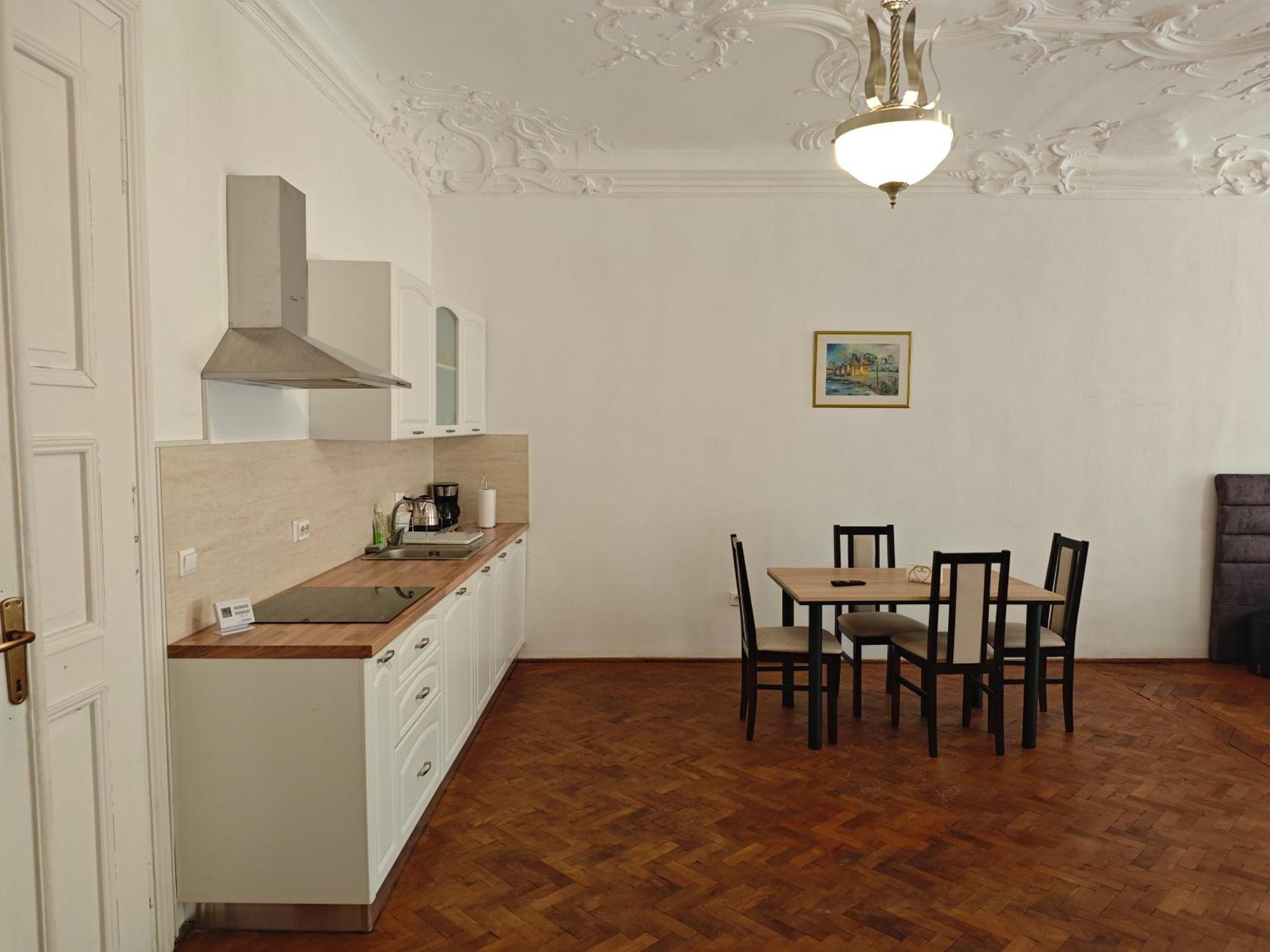 Clasic Studio Central Braşov Extérieur photo