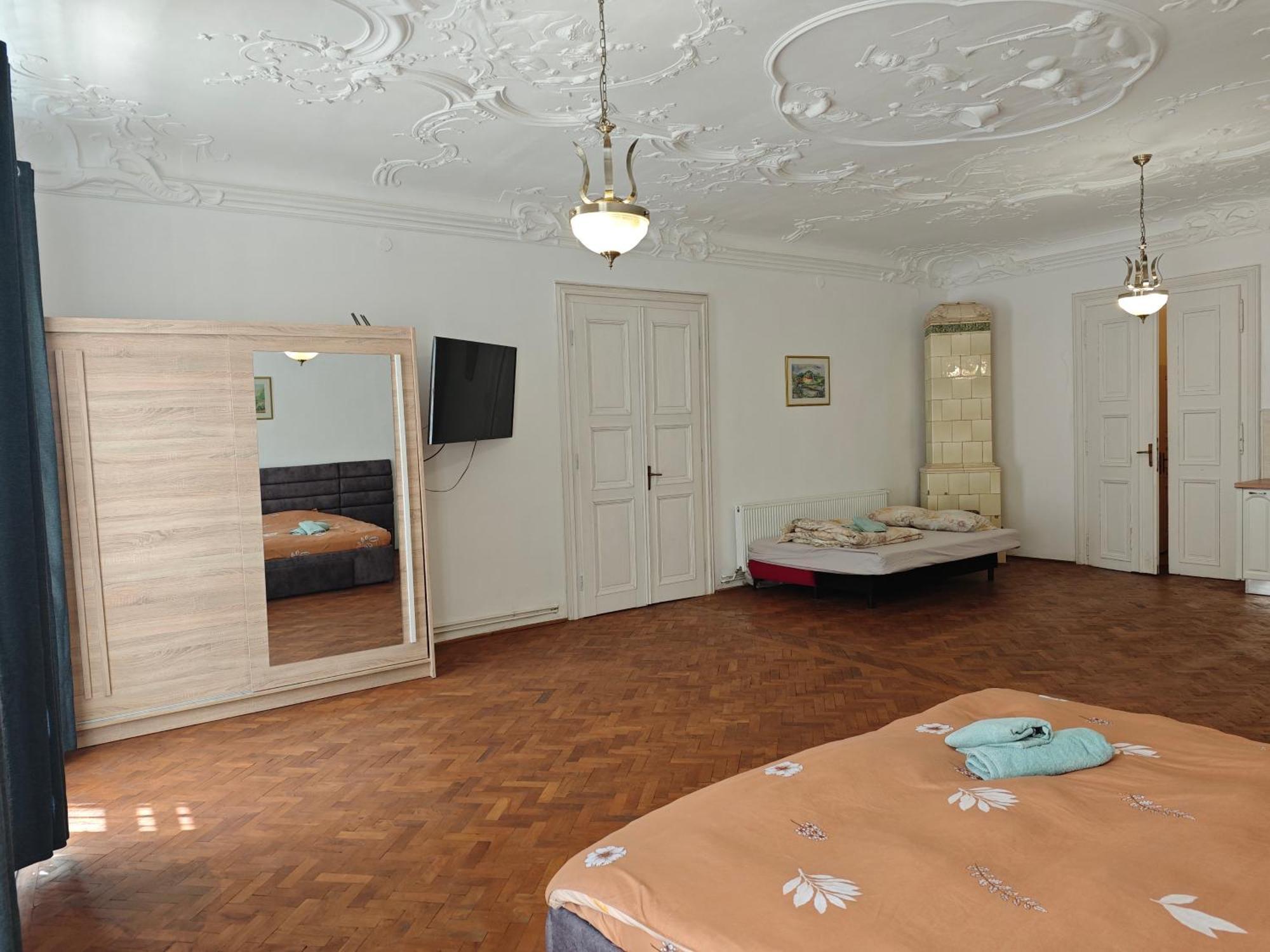 Clasic Studio Central Braşov Extérieur photo